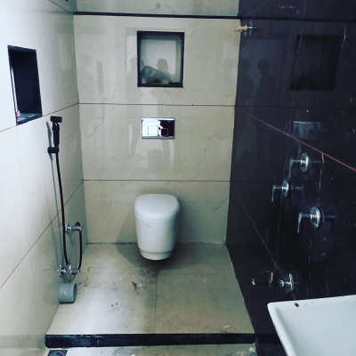 Bathroom Designs by Plumber mr Pathan, Dewas | Kolo
