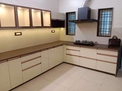 Kitchen, Storage, Window Designs by Interior Designer Sunil Vishwakarma, Bhopal | Kolo