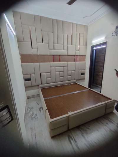 Bedroom, Furniture Designs by Waste Management Vikash Kumar sofe wala, Delhi | Kolo