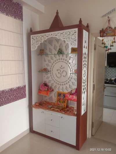 Storage, Prayer Room Designs by Building Supplies Tasheen Tasheen saifi, Noida | Kolo