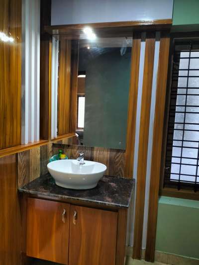 Bathroom Designs by Contractor Vigil  shobaram , Kollam | Kolo