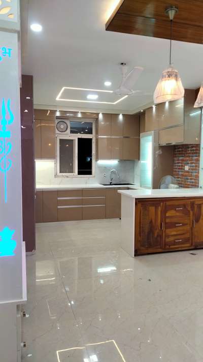 Kitchen, Storage, Lighting Designs by Carpenter Mehmood Husain, Faridabad | Kolo