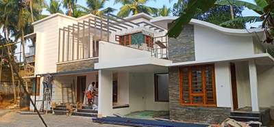 Exterior Designs by Contractor vineesh purakatiri, Kozhikode | Kolo