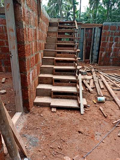 Staircase Designs by Contractor shihab k, Kozhikode | Kolo
