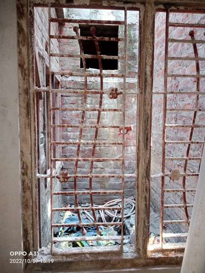 Window Designs by Fabrication & Welding Dipesh Bhat, Bhopal | Kolo