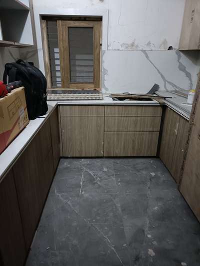 Kitchen, Storage, Window Designs by Contractor muntasir alam, Ghaziabad | Kolo
