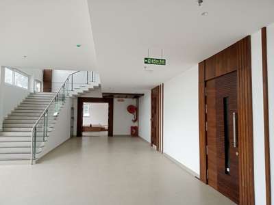 Staircase, Door Designs by Contractor Pradeep Kumar Fire Consultant , Malappuram | Kolo
