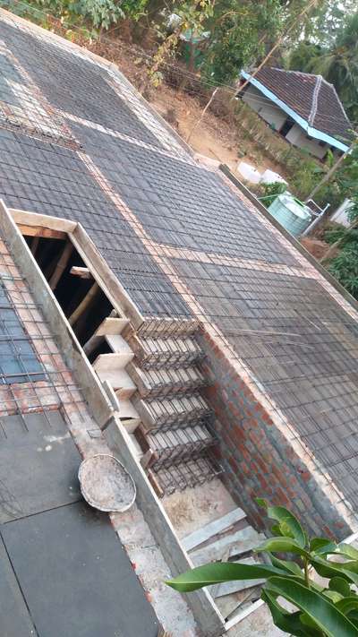 Roof Designs by Civil Engineer Naju Mudheen, Palakkad | Kolo