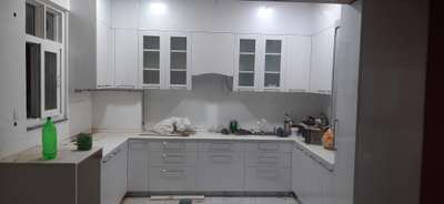 Kitchen Designs by Contractor MD Naeem, Noida | Kolo