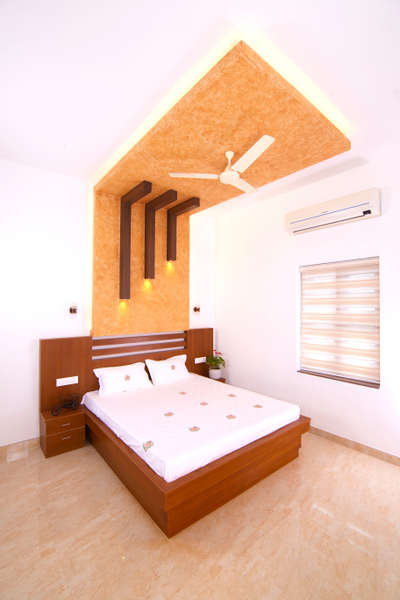Ceiling, Furniture, Storage, Bedroom, Wall Designs by Interior Designer farbe  Interiors , Thrissur | Kolo
