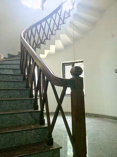 Staircase Designs by Carpenter sundaran pk, Thrissur | Kolo
