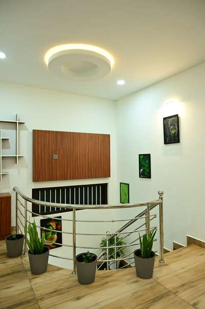 Ceiling, Lighting, Wall Designs by Contractor Pushparajan Vadakencherry , Palakkad | Kolo