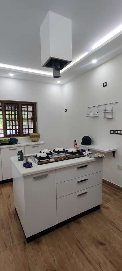 Kitchen Designs by Interior Designer Mathew Siju Siju, Ernakulam | Kolo