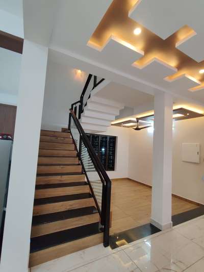 Staircase, Lighting Designs by Carpenter Rejith Rajendran, Thiruvananthapuram | Kolo