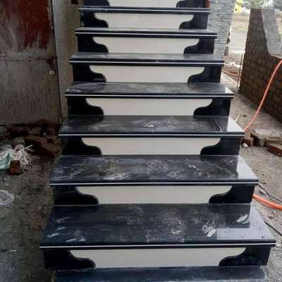 Staircase Designs by Contractor Rizwan Saifi, Ghaziabad | Kolo