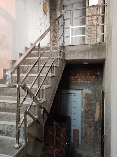 Staircase Designs by Building Supplies Sameer SS fabrication, Delhi | Kolo