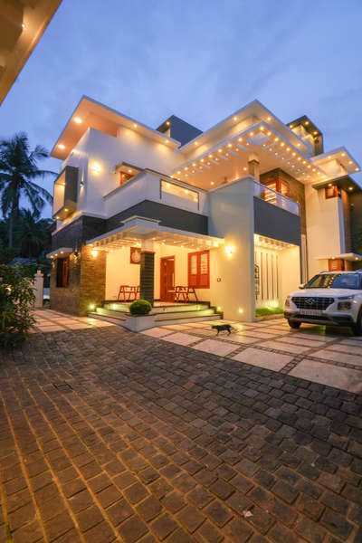 Exterior, Lighting Designs by Architect Fayis Corbel, Kozhikode | Kolo