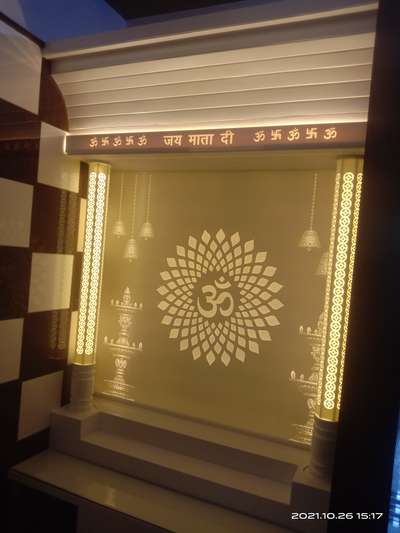 Lighting, Prayer Room, Storage Designs by Carpenter Samim Saifi cricket lovers, Delhi | Kolo