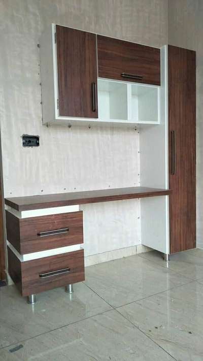 Flooring, Storage Designs by Carpenter AA ഹിന്ദി  Carpenters, Ernakulam | Kolo