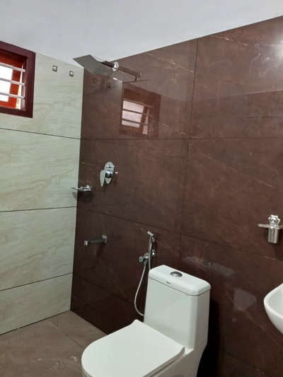 Bathroom Designs by Contractor vishnu V V, Thrissur | Kolo