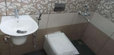 Bathroom Designs by Plumber Sujith Mekkumkara  ss , Thiruvananthapuram | Kolo