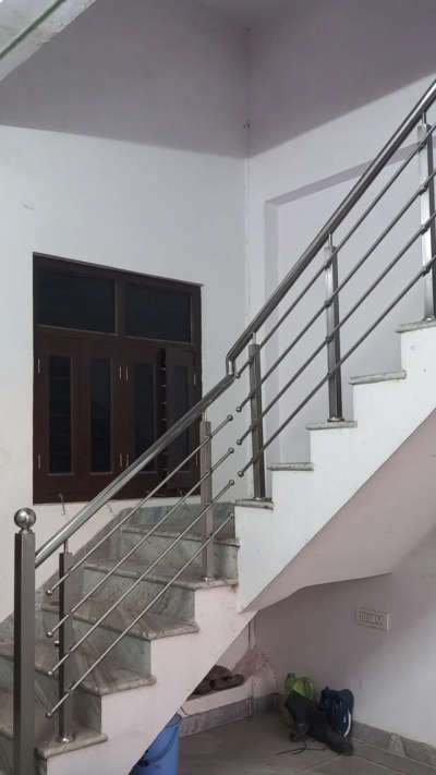 Staircase Designs by Civil Engineer shree jee steel railing, Udaipur | Kolo