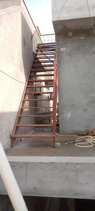 Staircase Designs by Fabrication & Welding Nadeem Nadeem, Gautam Buddh Nagar | Kolo