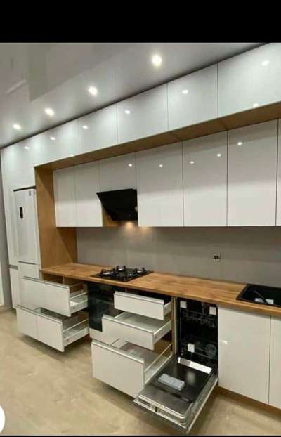 Kitchen, Lighting, Storage Designs by Carpenter deepak carpenter  Panchal ji, Indore | Kolo