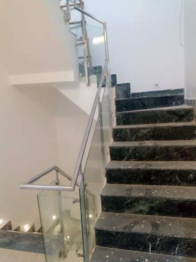Staircase Designs by Contractor sahebe alam saifi, Gautam Buddh Nagar | Kolo