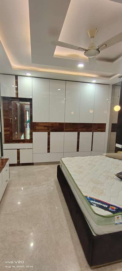 Bedroom, Furniture, Storage, Lighting Designs by Contractor Mohd Shakir, Delhi | Kolo