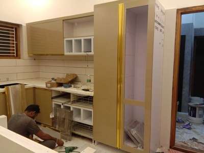 Kitchen, Storage Designs by Carpenter ðŸ™� à¤«à¥‰à¤²à¥‹ à¤•à¤°à¥‹ à¤¦à¤¿à¤²à¥�à¤²à¥€ à¤•à¤¾à¤°à¤ªà¥‡à¤‚à¤Ÿà¤° à¤•à¥‹ , Delhi | Kolo