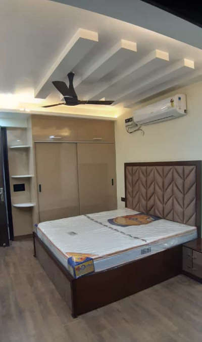 Ceiling, Furniture, Storage, Bedroom, Wall Designs by Carpenter Jitendra sharma, Ghaziabad | Kolo