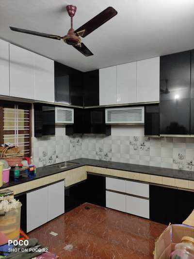 Kitchen, Storage Designs by Interior Designer Maneesh  M, Alappuzha | Kolo