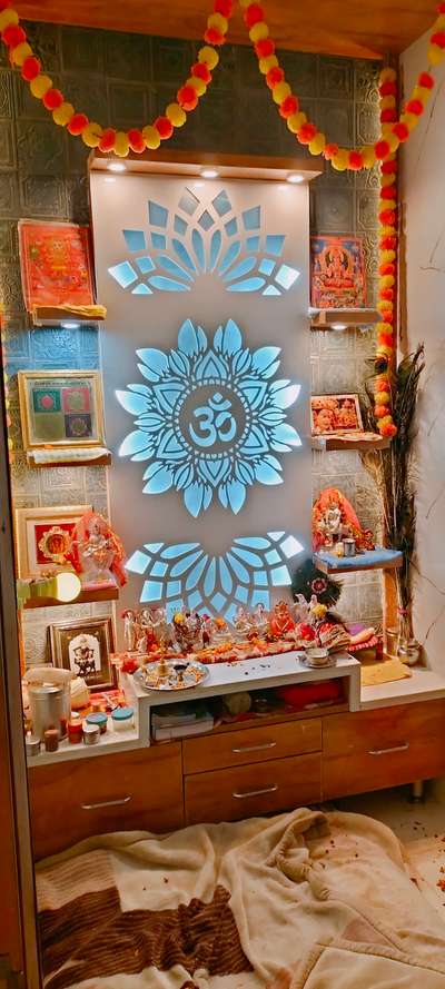 Prayer Room, Storage, Lighting Designs by Carpenter pushpender sharma, Delhi | Kolo