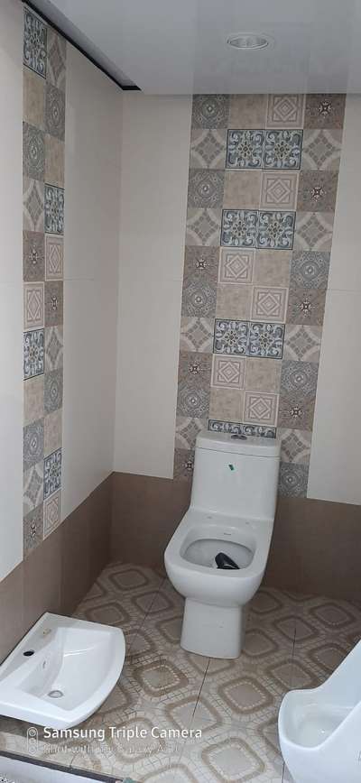 Bathroom Designs by Flooring Shabbir Khan Shabbir, Jaipur | Kolo