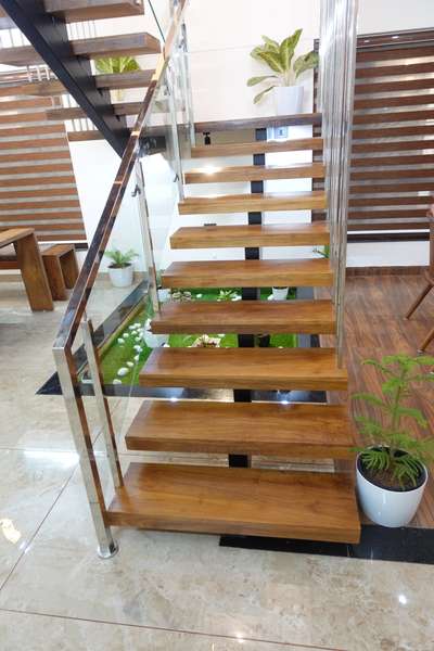Home Decor, Staircase, Window Designs by Contractor Yuhas ismail , Thiruvananthapuram | Kolo