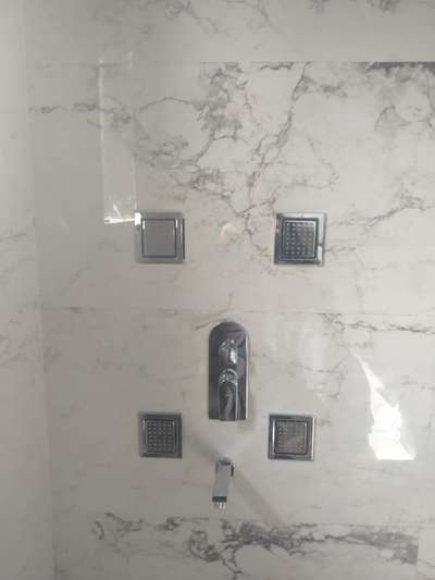 Bathroom Designs by Plumber Ramesh basantia, Gurugram | Kolo