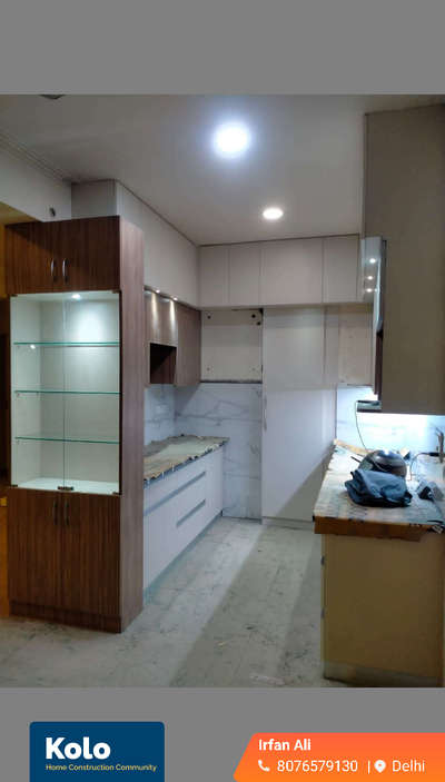 Kitchen, Lighting, Storage Designs by Contractor Guddu Tyagi, Gautam Buddh Nagar | Kolo