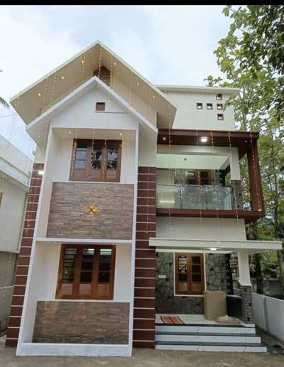 Exterior Designs by Mason thulasi Kumar  Kumar , Thiruvananthapuram | Kolo