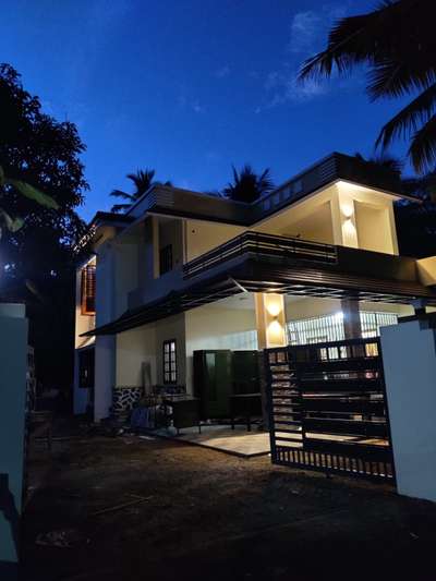 Exterior, Lighting Designs by Contractor Pramod K P, Pathanamthitta | Kolo