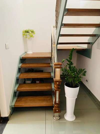 Staircase Designs by Contractor Rajash P R Ponnattil, Wayanad | Kolo