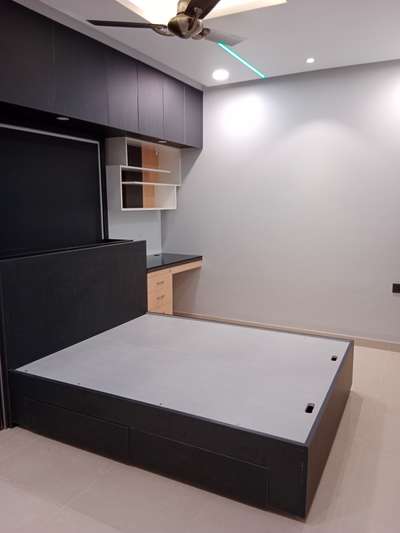 Furniture, Storage, Bedroom Designs by Carpenter Shavez Malik, Gautam Buddh Nagar | Kolo