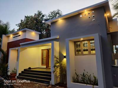 Exterior, Lighting Designs by Civil Engineer ROSHAN THOMAS , Ernakulam | Kolo