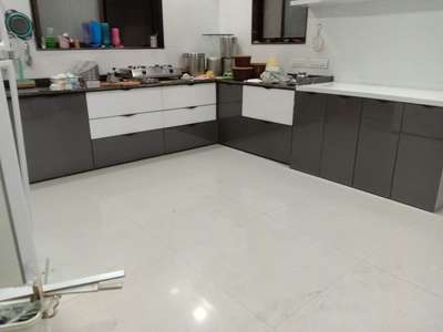 Flooring, Kitchen, Storage Designs by Carpenter AA ഹിന്ദി  Carpenters, Ernakulam | Kolo