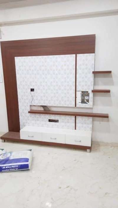 Flooring, Storage Designs by Carpenter  mr Inder  Bodana, Indore | Kolo