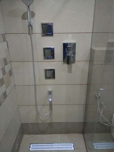 Bathroom Designs by Plumber Shaji John, Alappuzha | Kolo
