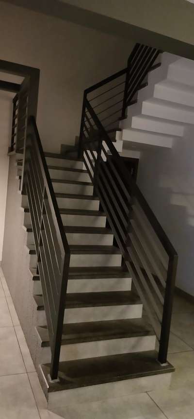 Staircase Designs by Interior Designer Abdul Razeef, Kozhikode | Kolo