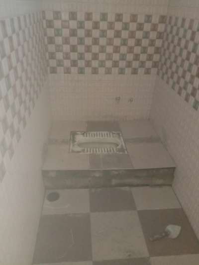Bathroom Designs by Flooring sahrukh patel, Ujjain | Kolo