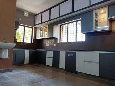 Kitchen, Storage, Lighting, Window Designs by Interior Designer Abhi Abhi S R, Thiruvananthapuram | Kolo