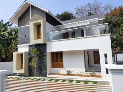 Exterior Designs by Civil Engineer JITHIN BUILDERS, Kollam | Kolo